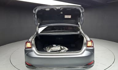 ES300h 7th Generation