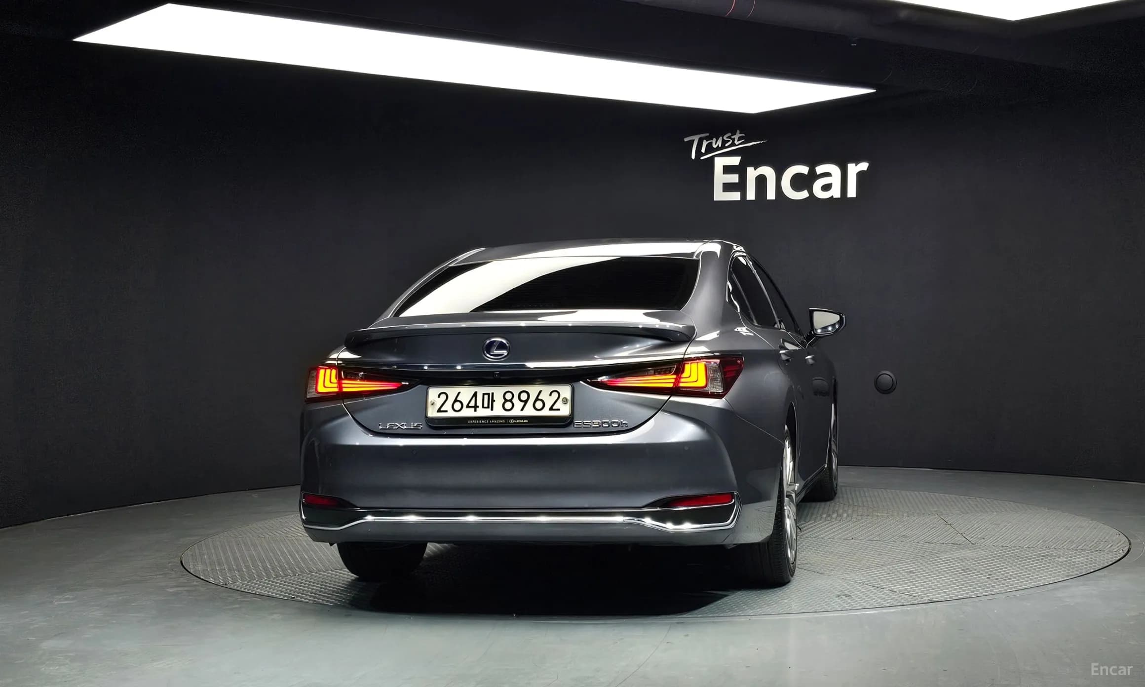 ES300h 7th Generation