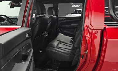 Rexton Sports Khan