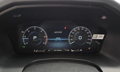 Rexton Sports Khan
