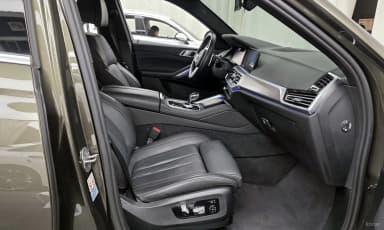 X6 (G06)