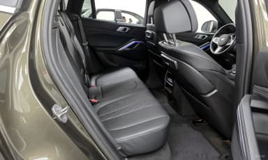X6 (G06)