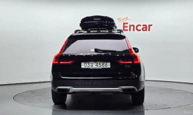 V90 Cross Country