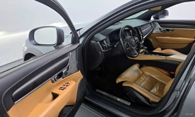 V90 Cross Country