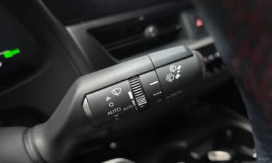 UX300h