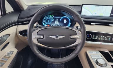 GV70