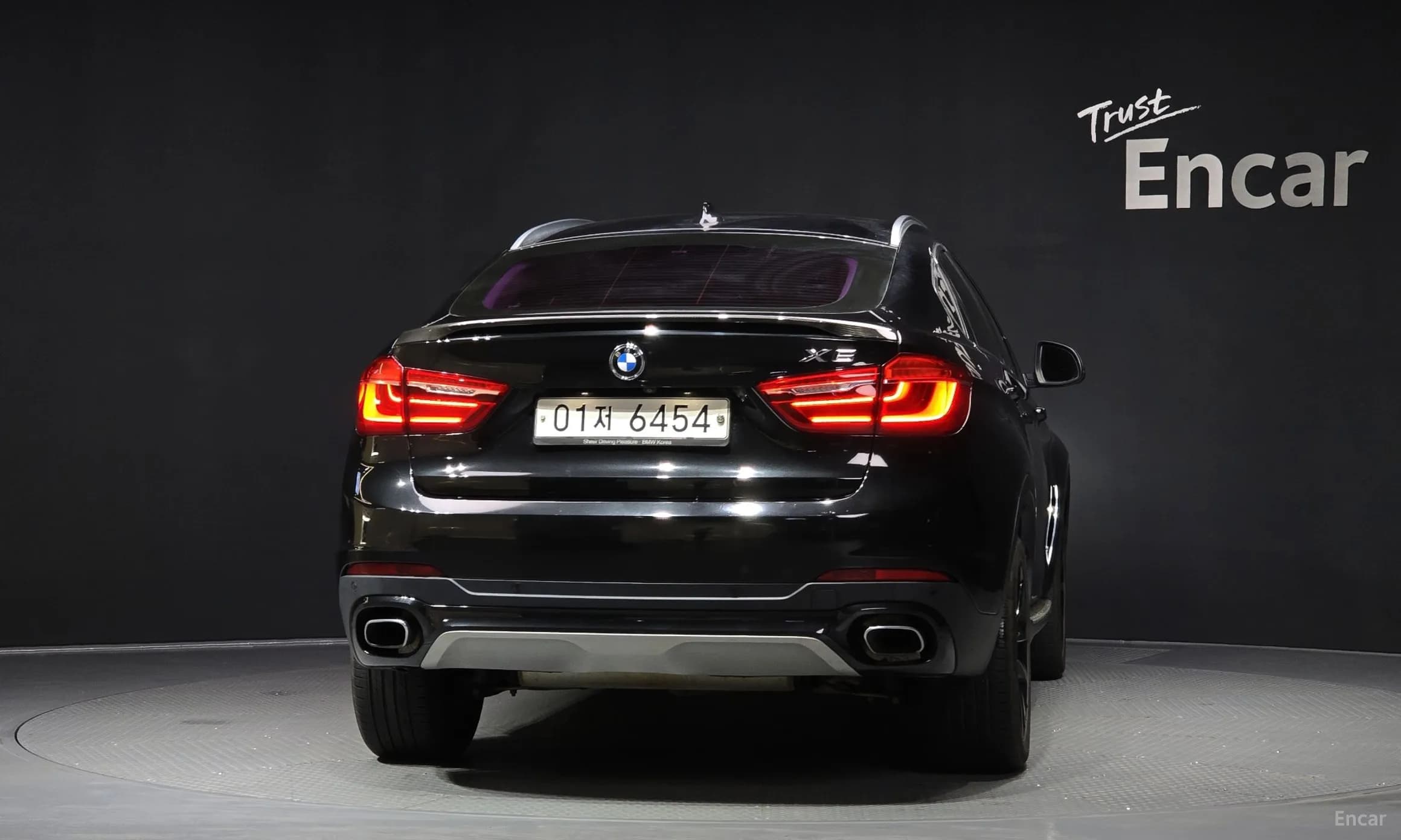 X6 (F16)