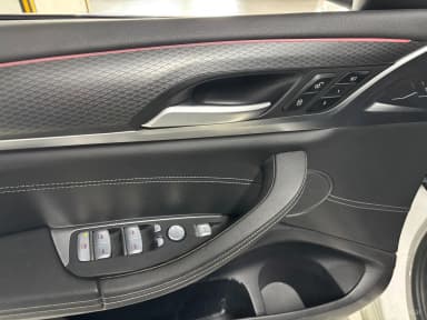 X4 (G02)