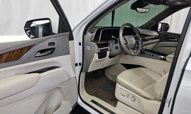 Escalade 5th Generation