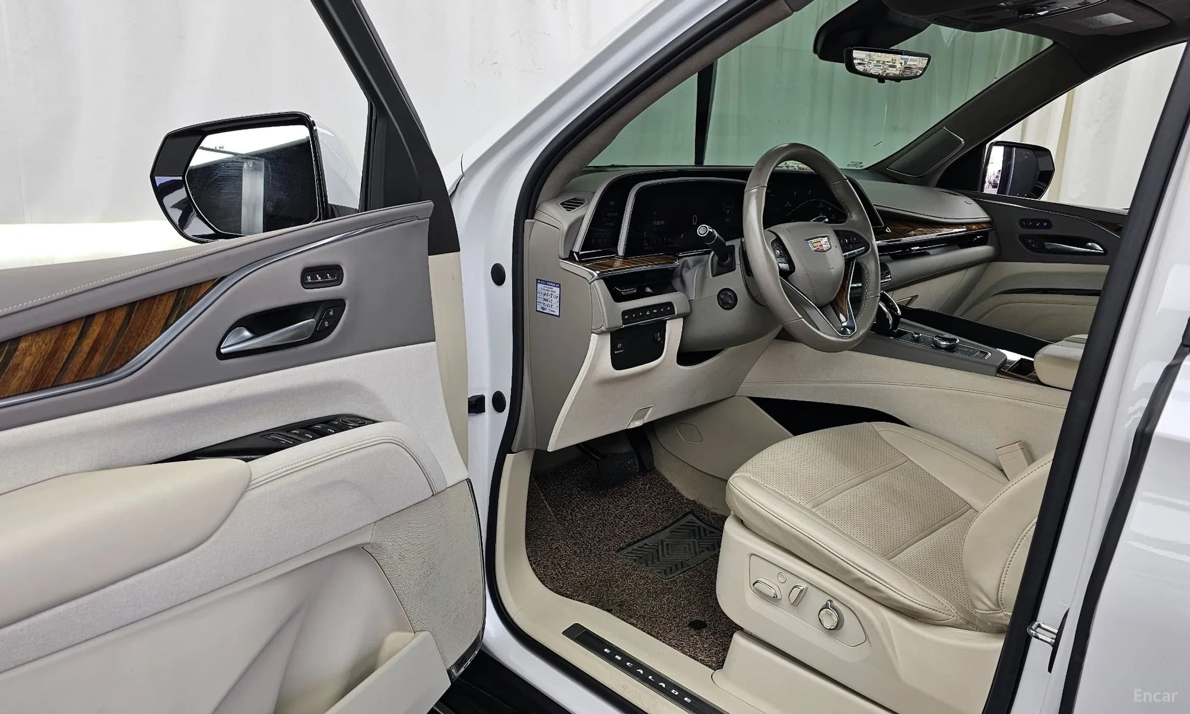 Escalade 5th Generation