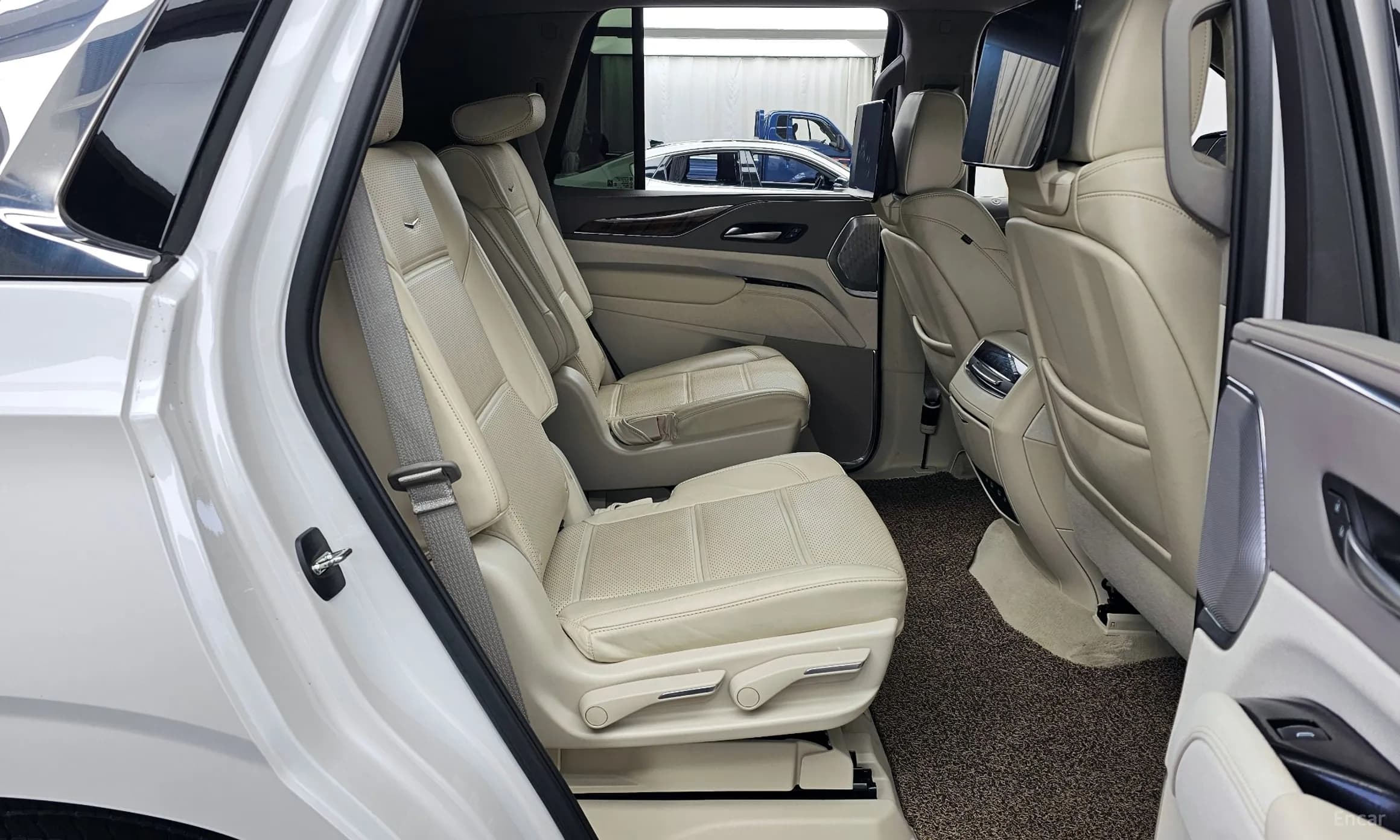 Escalade 5th Generation