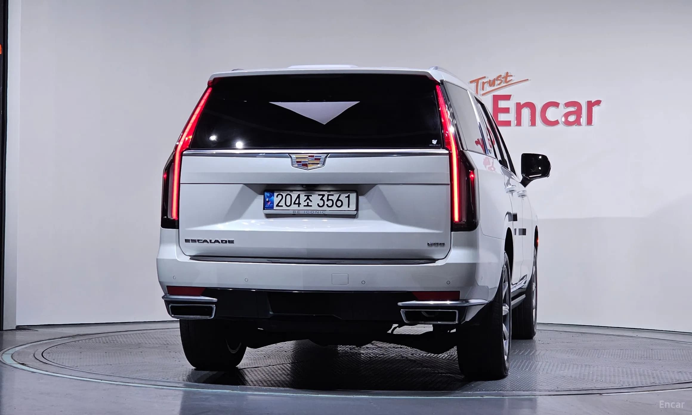 Escalade 5th Generation