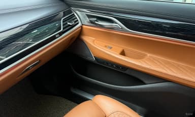 7 Series (G11)