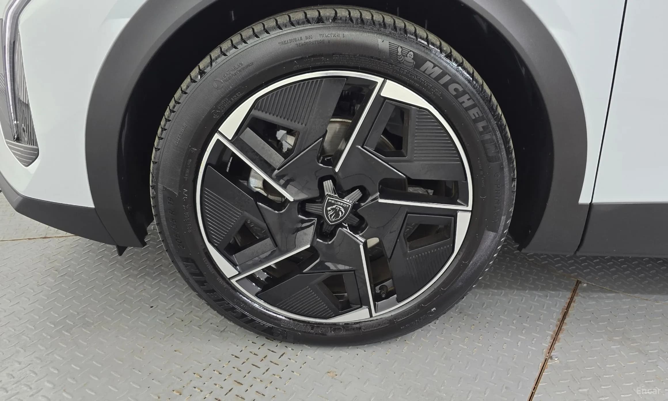 m1Bw200E2YqeygG33_dc2:407