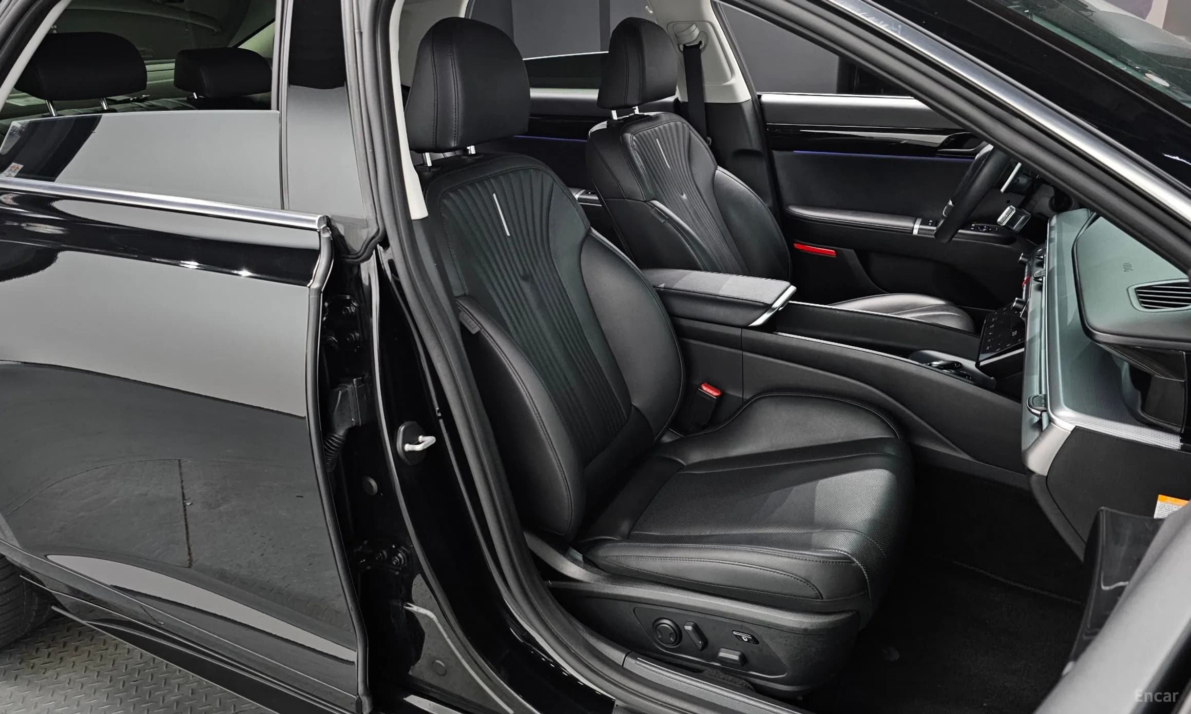 Grandeur Hybrid (GN7)