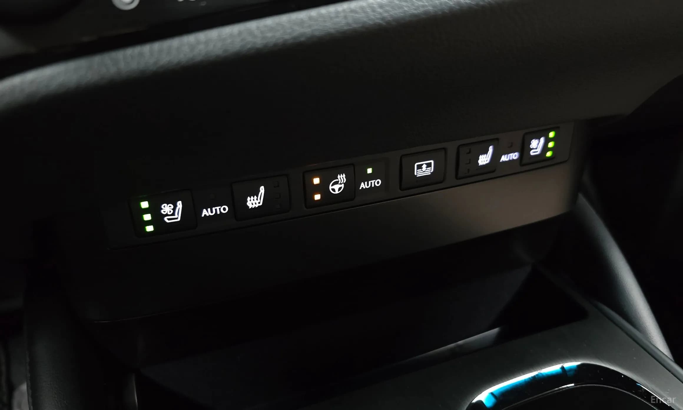 ES300h 7th Generation