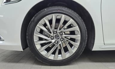 ES300h 7th Generation