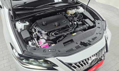 ES300h 7th Generation