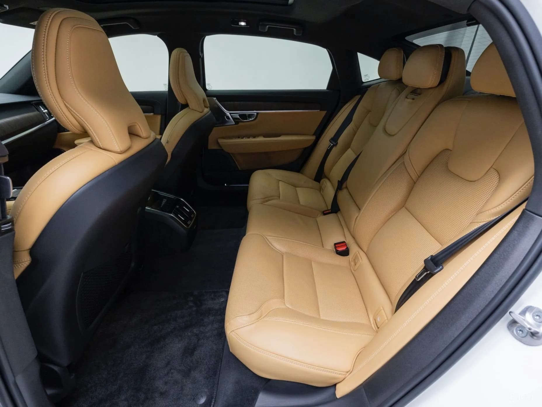 S90
