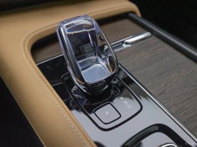S90