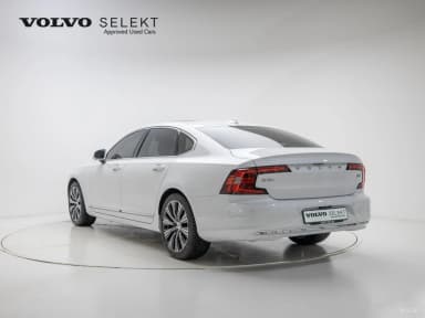 S90