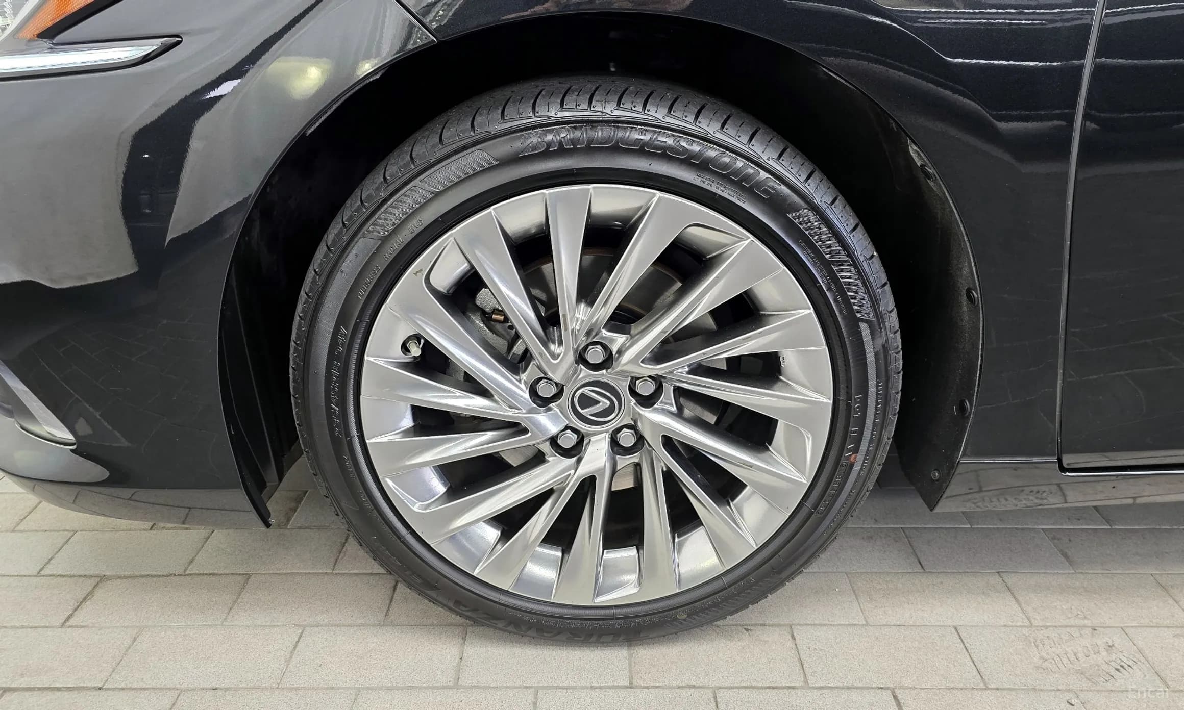 ES300h 7th Generation