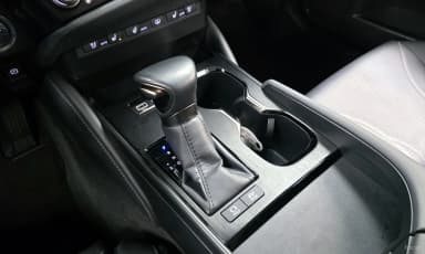 ES300h 7th Generation