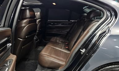 7 Series (F01)