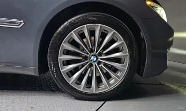 7 Series (F01)