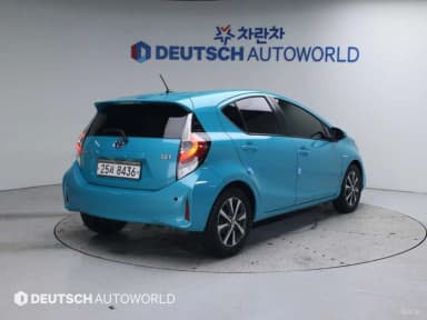 Prius C