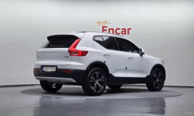XC40