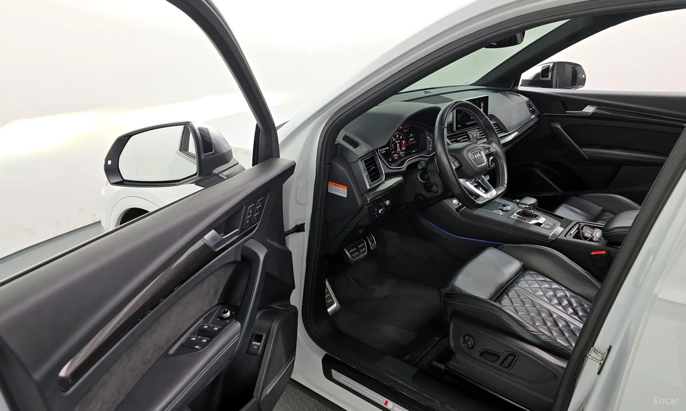 SQ5 (FY)