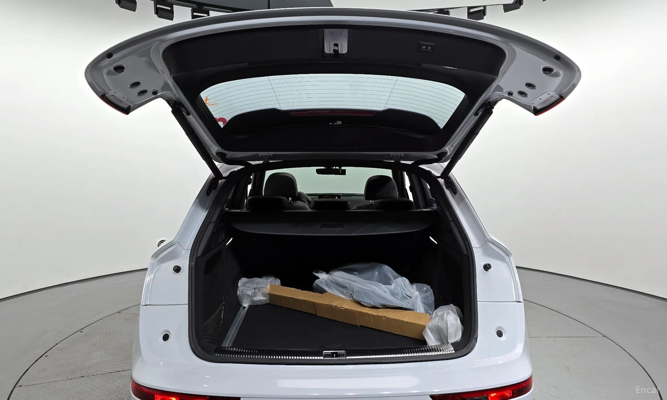 SQ5 (FY)
