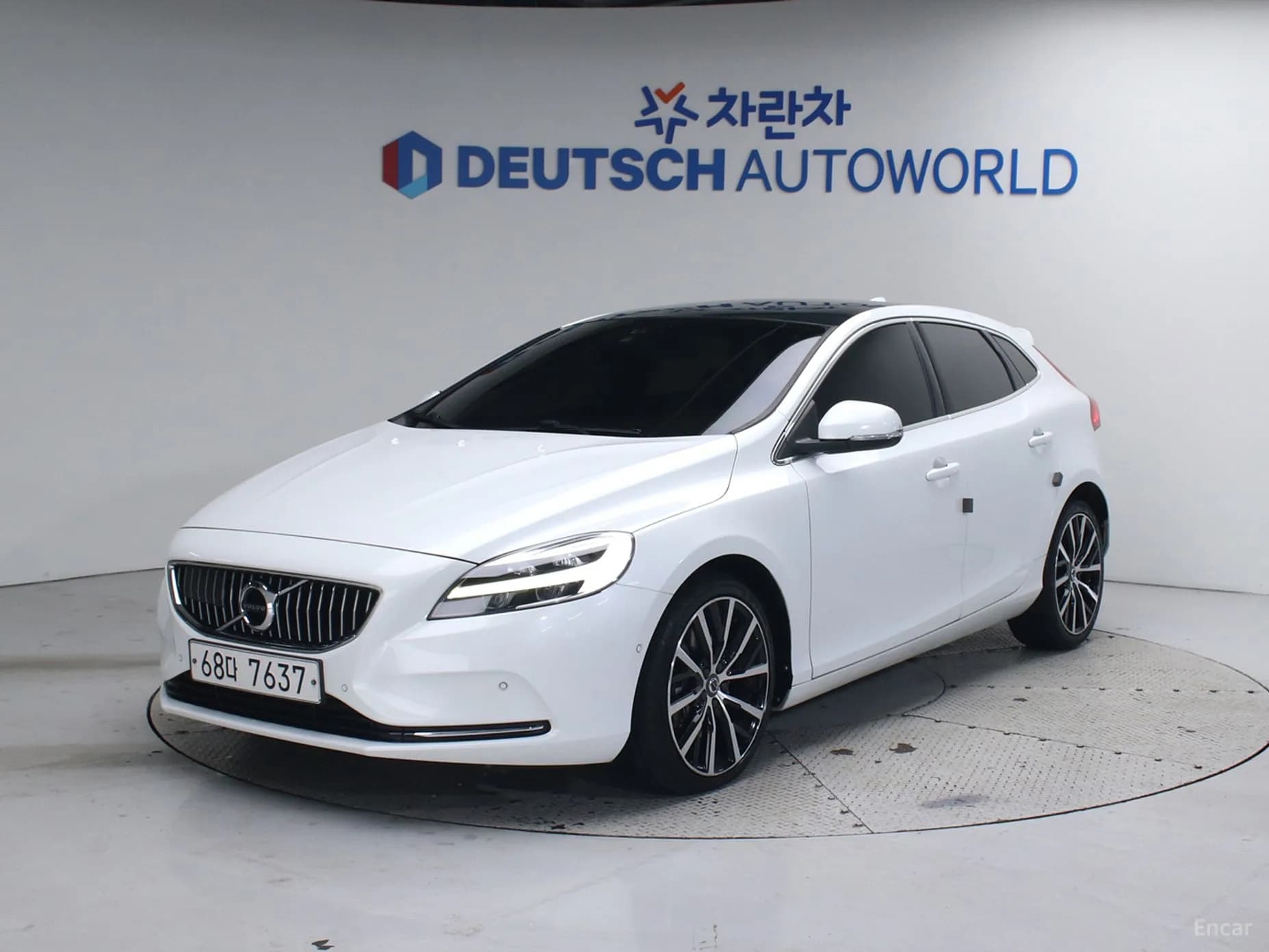 V40