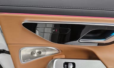 E-Class W214