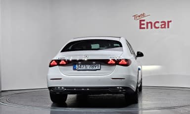 E-Class W214
