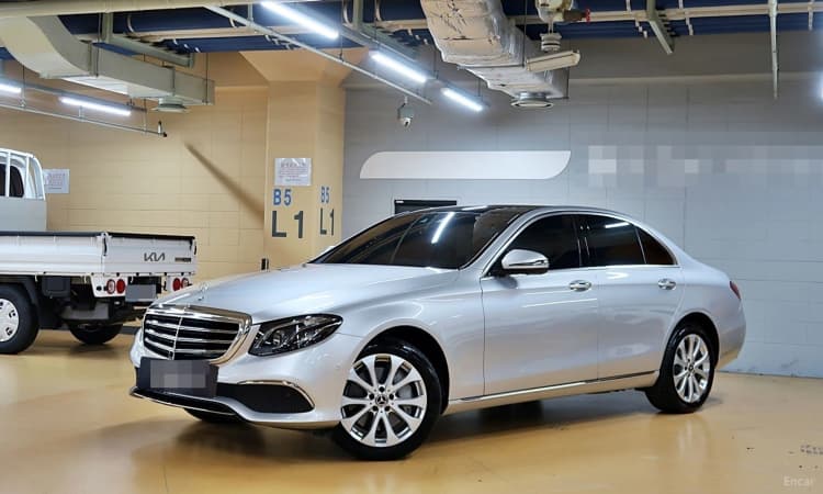 E-Class W213