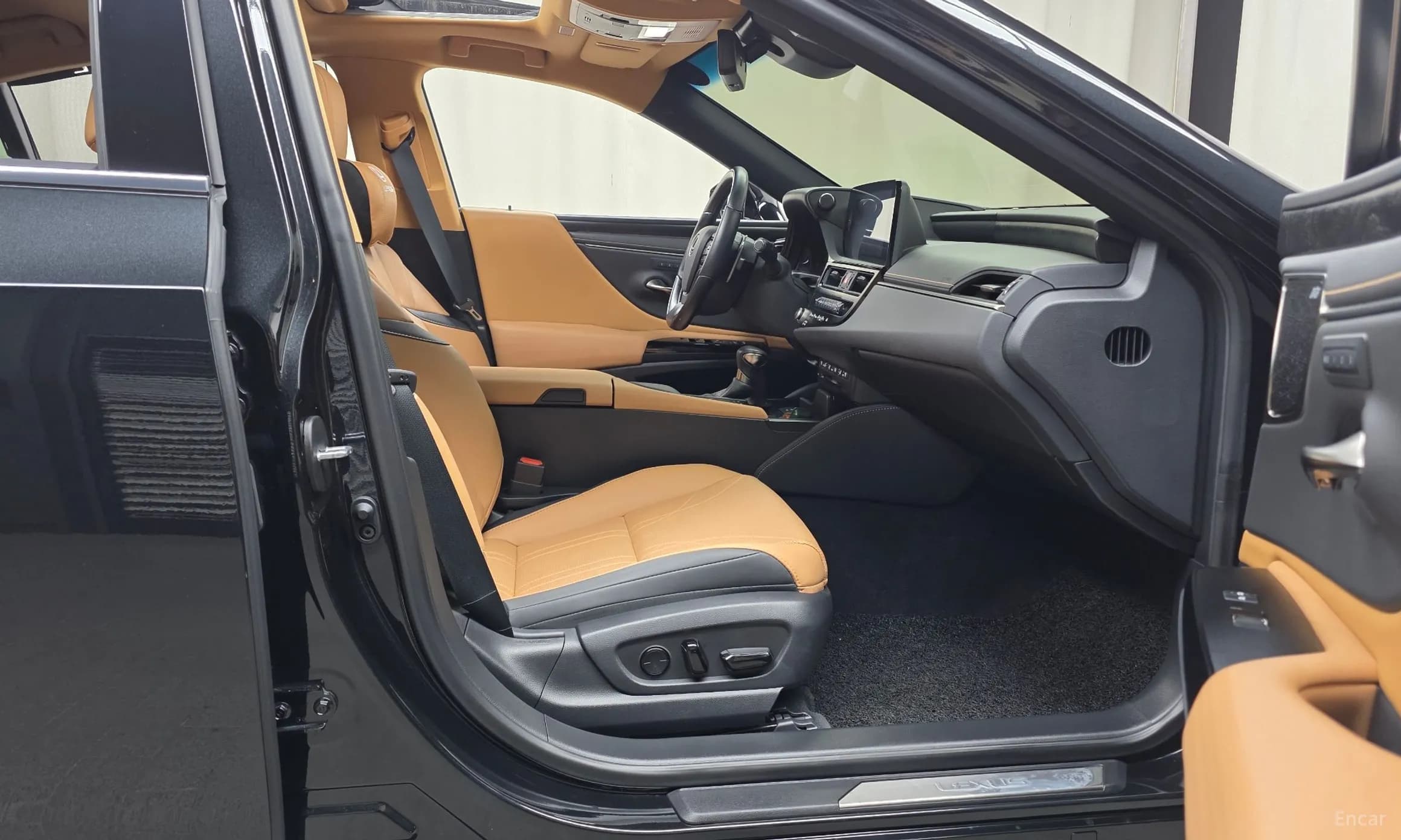 ES300h 7th Generation