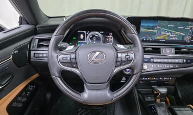 ES300h 7th Generation