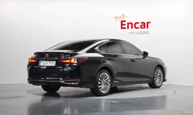 ES300h 7th Generation