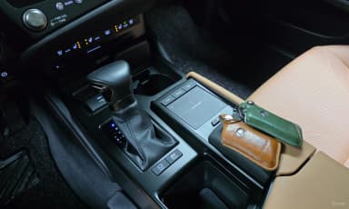 ES300h 7th Generation