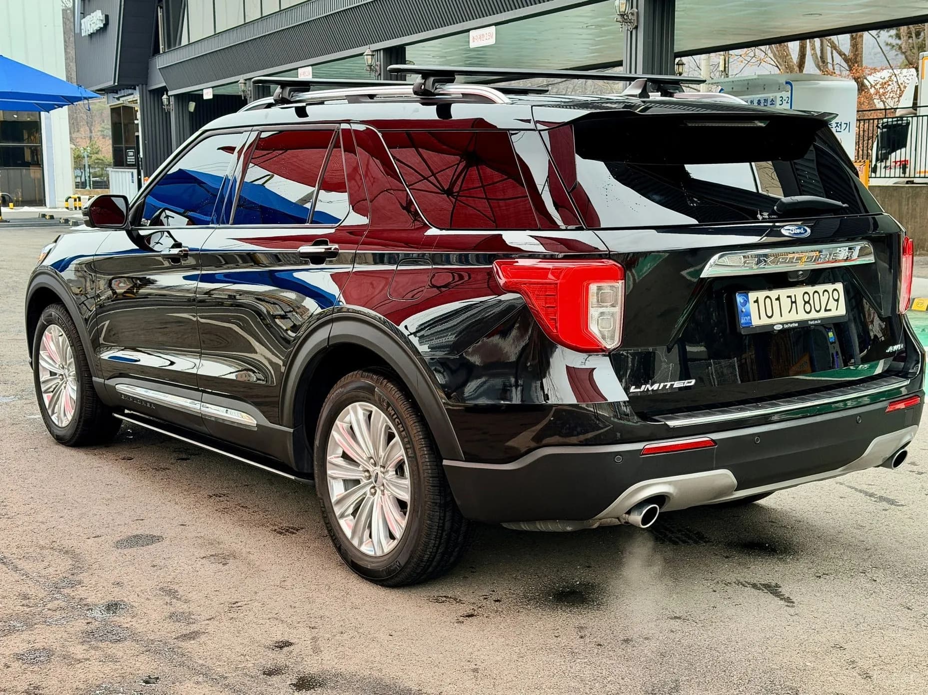 Explorer 6th Generation