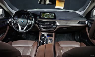 5 Series (G30)