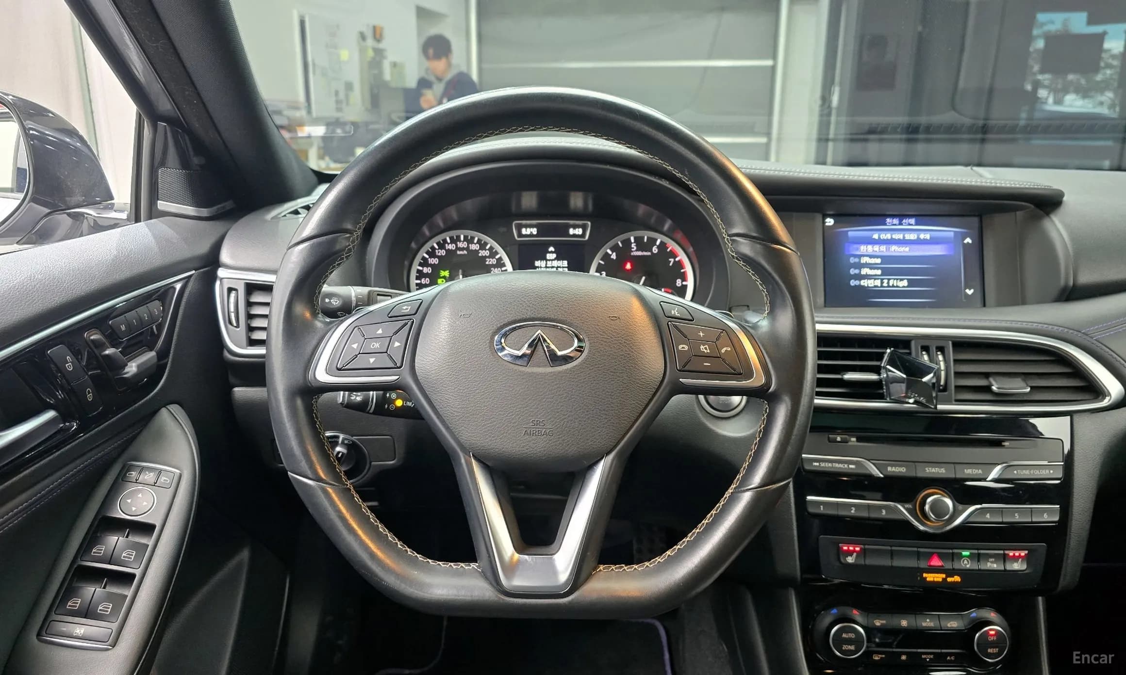 Q30