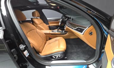 7 Series (G11)
