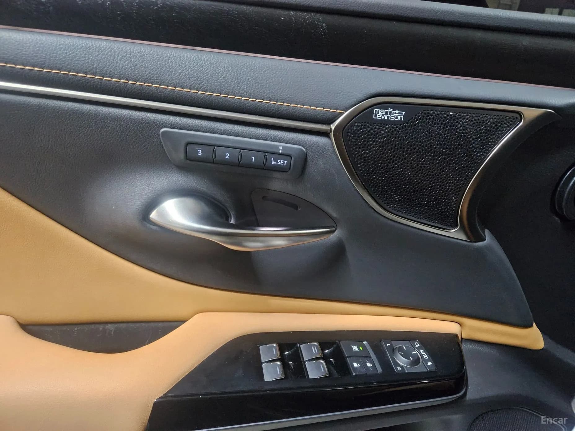 ES300h 7th Generation