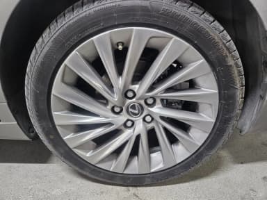 ES300h 7th Generation