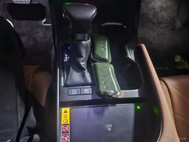 ES300h 7th Generation