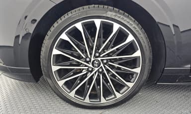 Grandeur Hybrid (GN7)