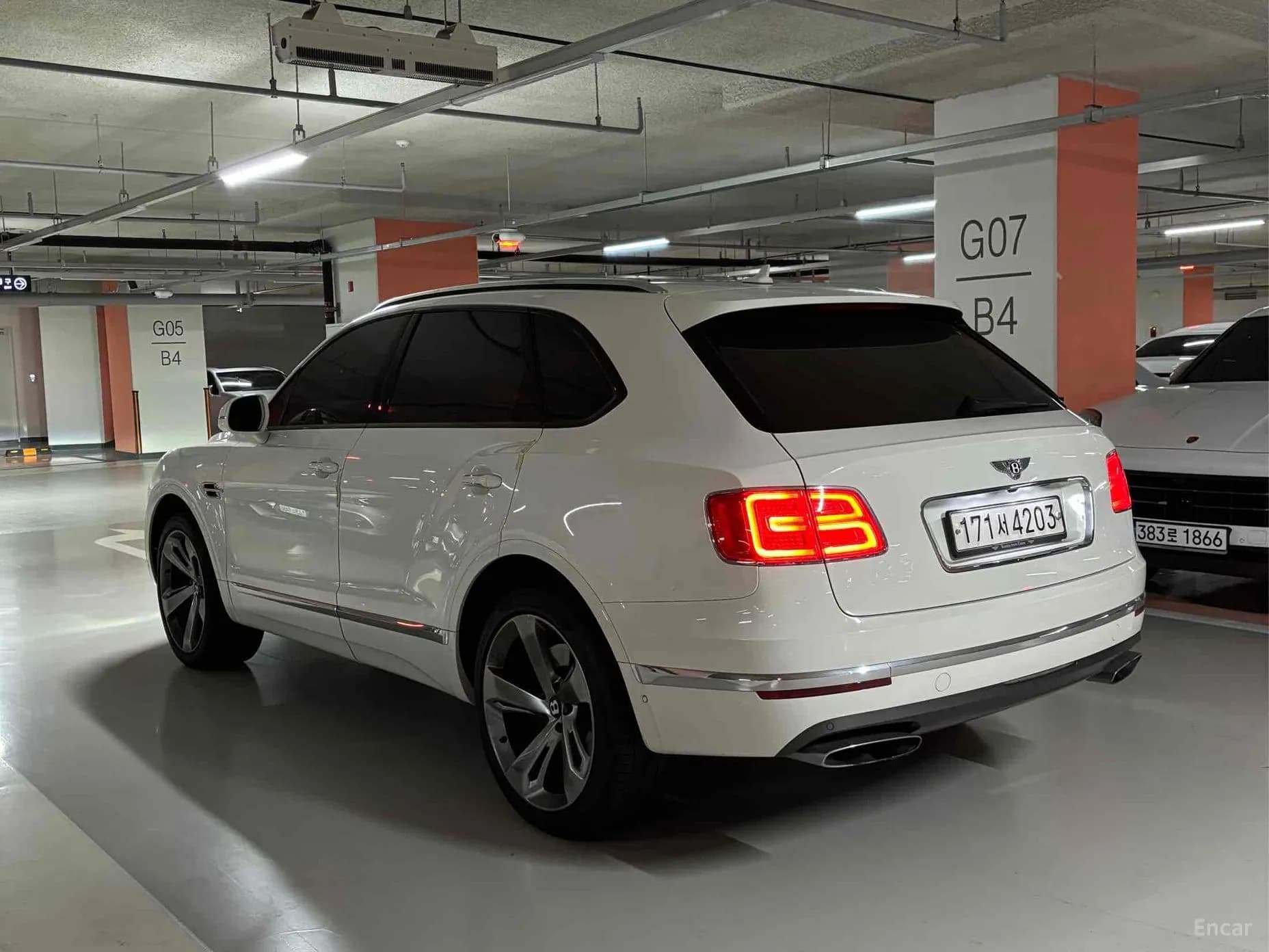 Bentayga